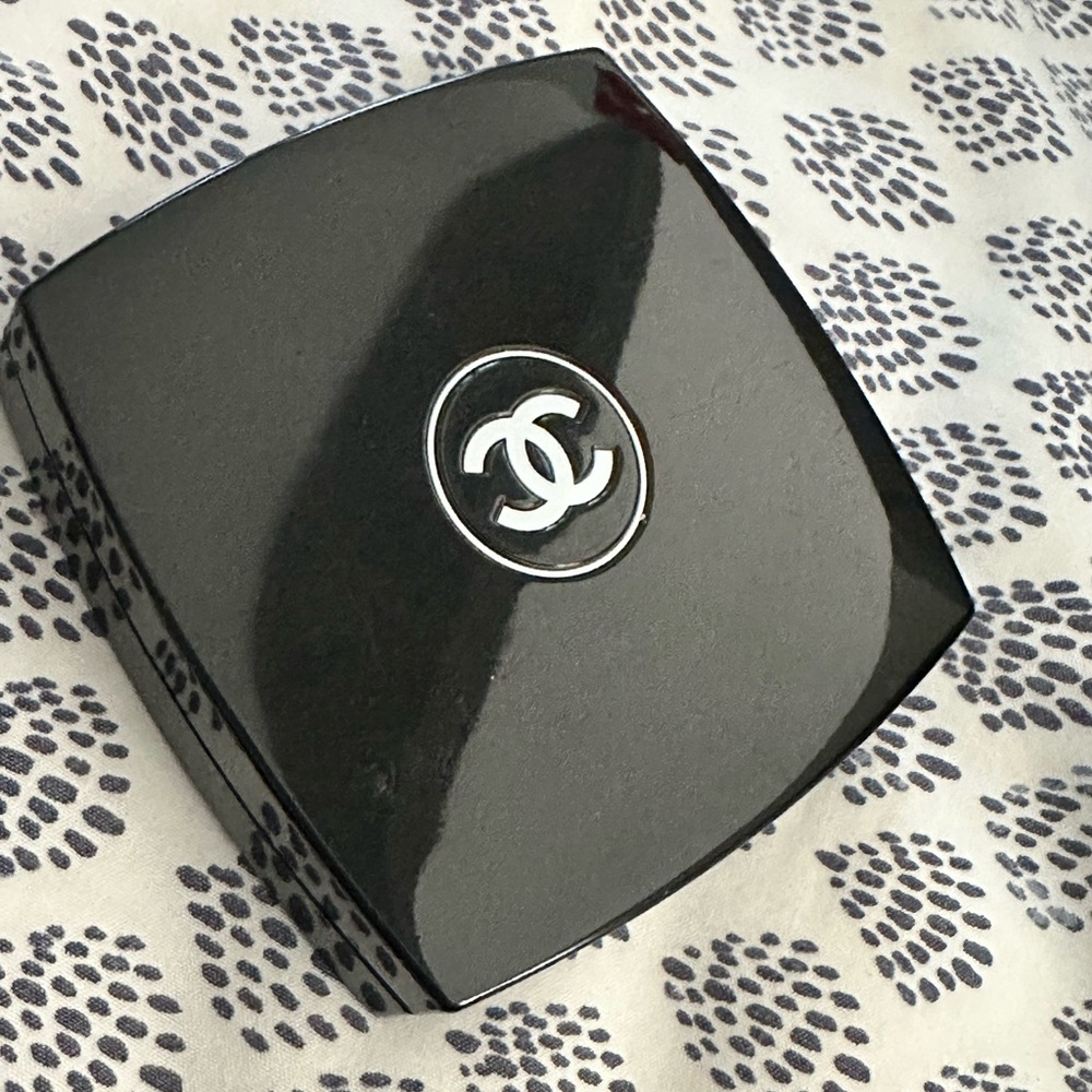 Chanel limited edition highlighter